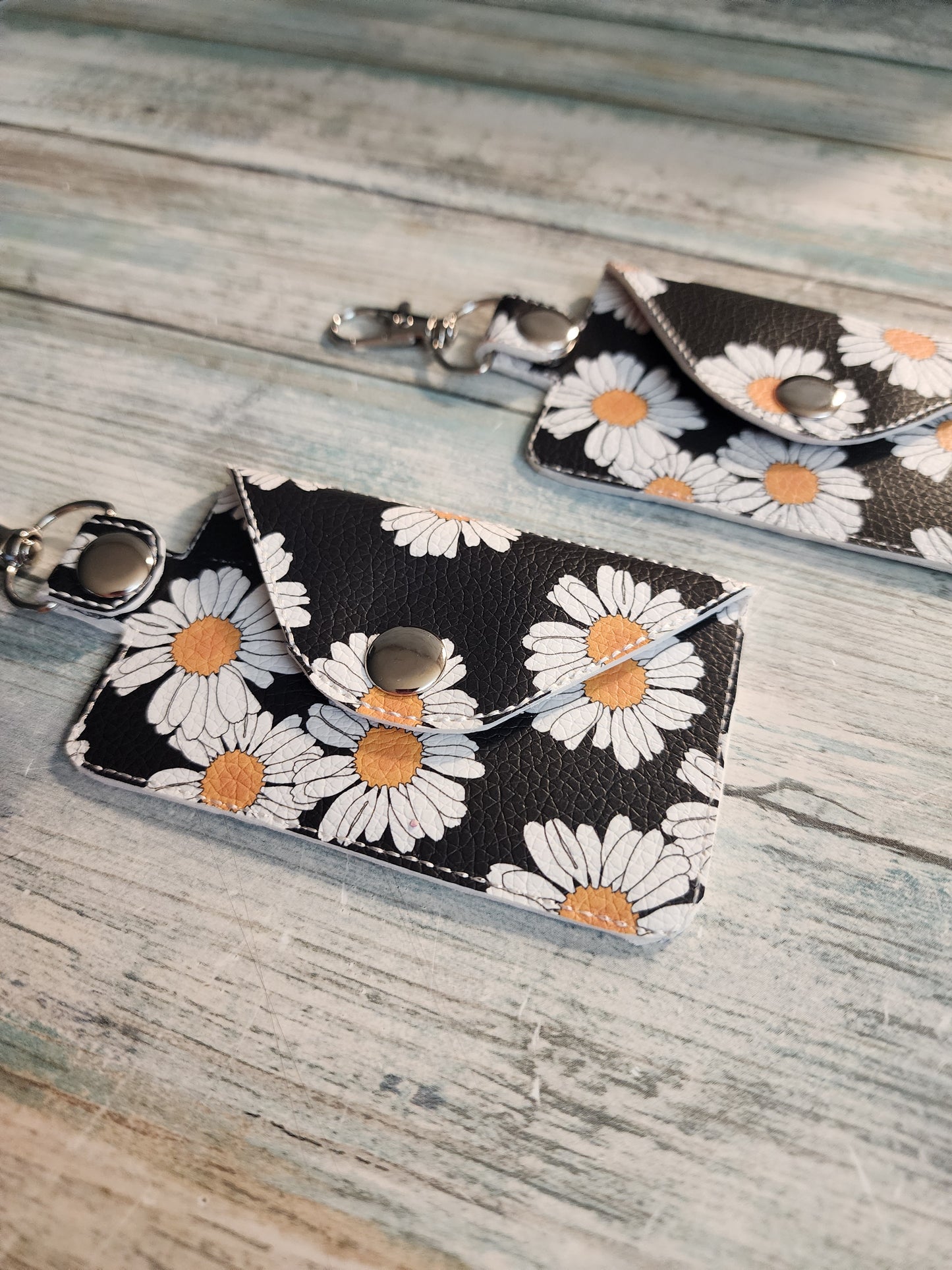sunflower, simple, Keychain wallets, single pocket wallet, small wallet, mini keychain wallet, slim keychain wallet, card wallet, ID wallet