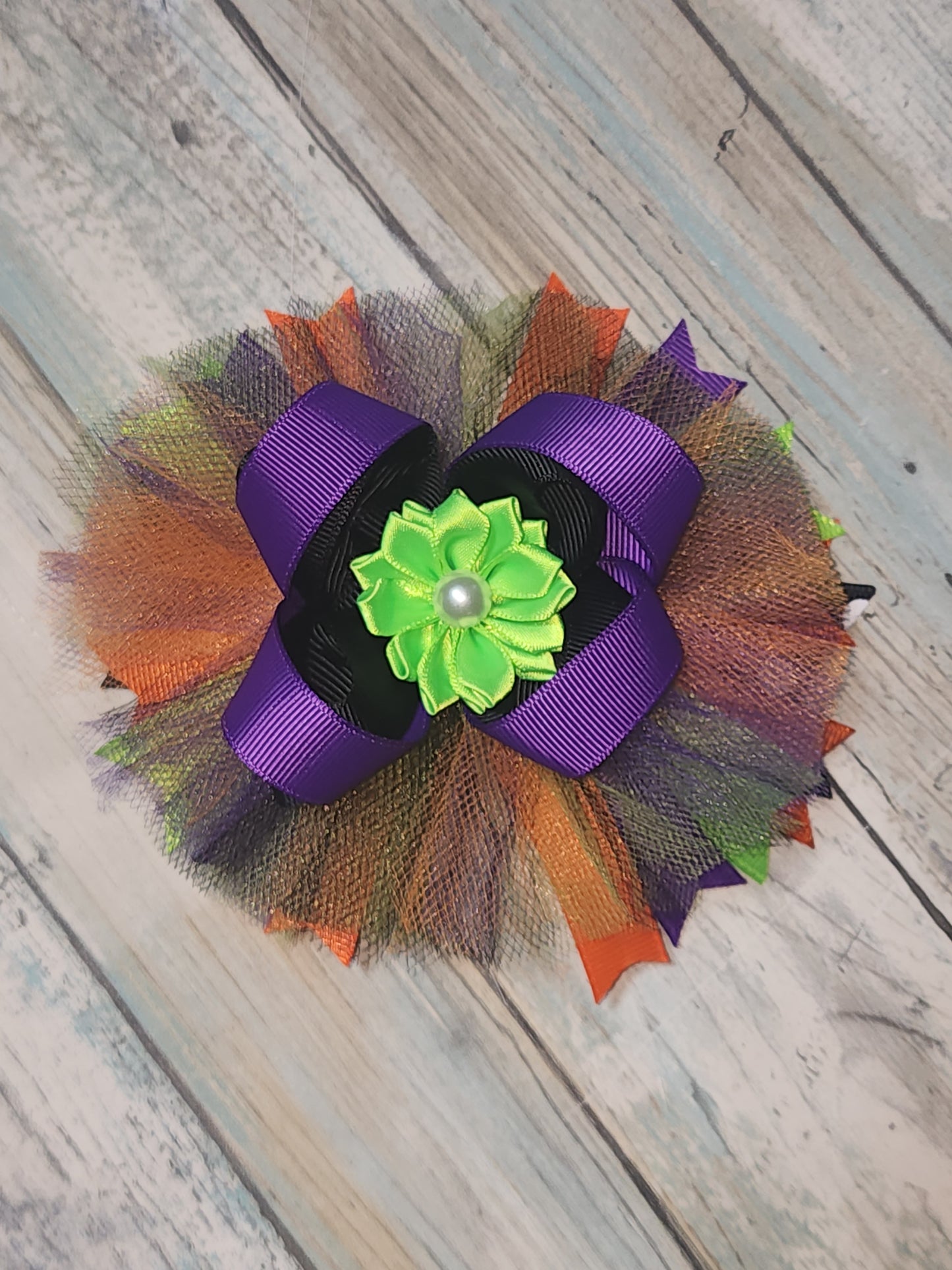 Mouse Ears Halloween Outfit, Mouse with Bow embroidered top, Green, Purple, Orange, Black Tutu, Halloween Costume, Girl Costume Idea